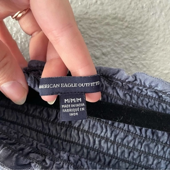 American Eagle Off-Shoulder Smocked Flowy Long Sleeve Top M - Picture 4 of 5